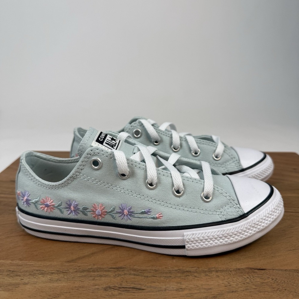 New NWOB Big Kids Converse Chuck Taylor All Star You‎ Dew You Floral Sneaker 3Y